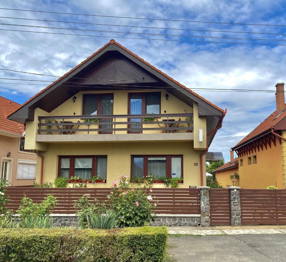 Arpad Apartman Hajdúszoboszló Exteriér fotografie